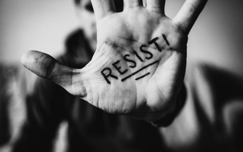Resist là gì?